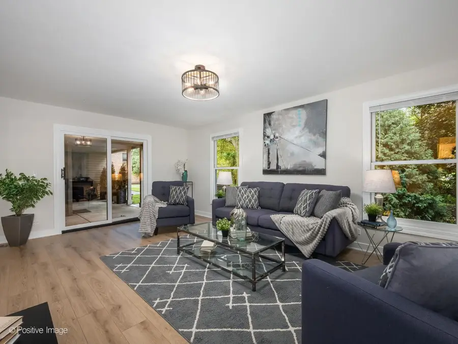 1751 Sussex Walk #D, Hoffman Estates, IL 60169 - #3