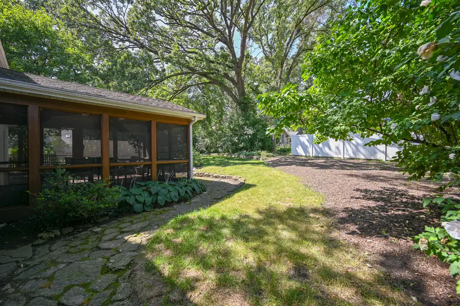 26W530 Prairie Avenue, Winfield, IL 60190 - #3