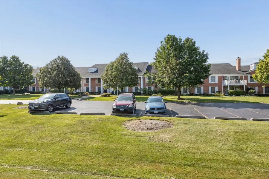 112 Carriage Way Drive #110A, Burr Ridge, IL 60527 - #2