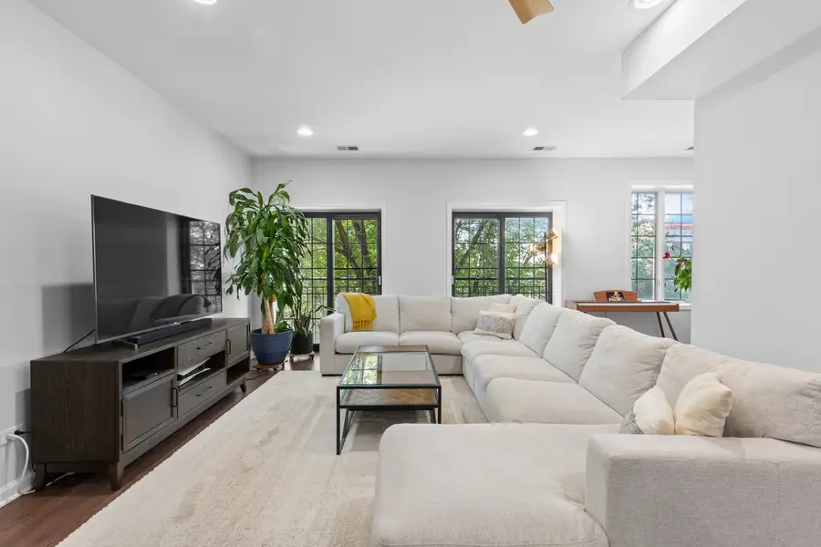 1521 N Ashland Avenue #3, Chicago, IL 60622 - #3