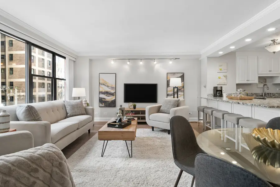 850 N Dewitt Place #4H, Chicago, IL 60611 - #3
