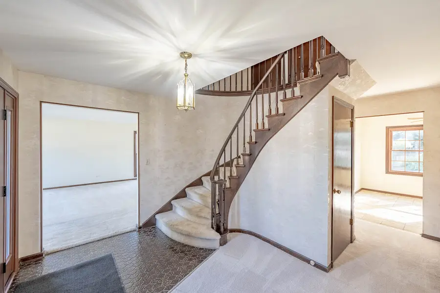 1609 Barry Lane, Glenview, IL 60025 - #2