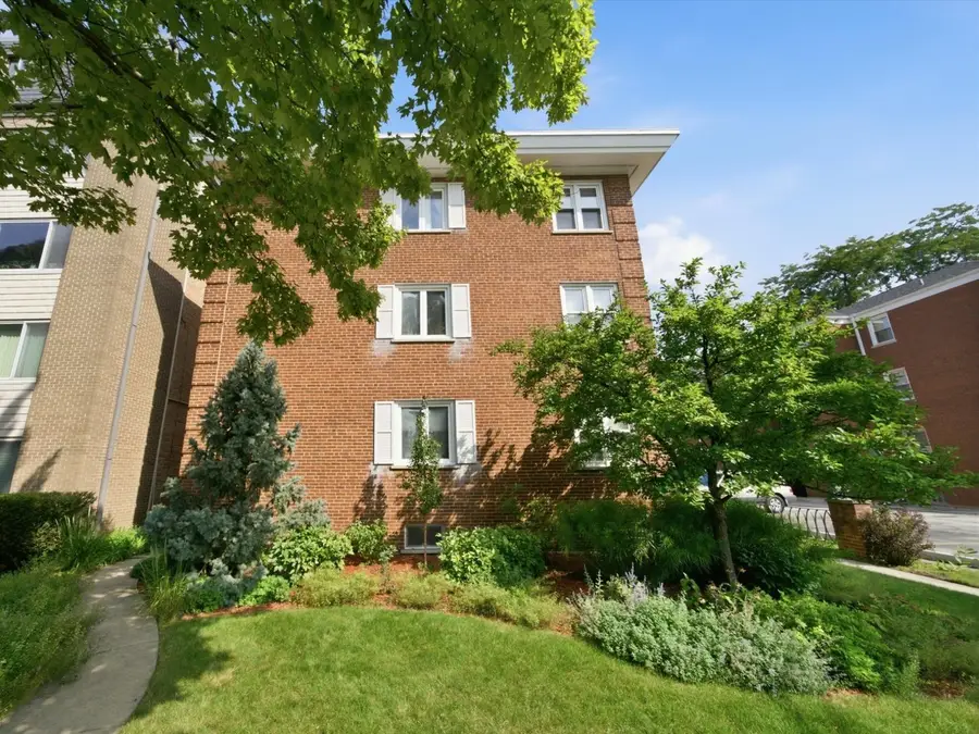 7318 Lake Street #4, River Forest, IL 60305 - #2