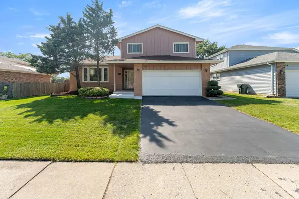 17816 Tanglewood Court, Hazel Crest, IL 60429