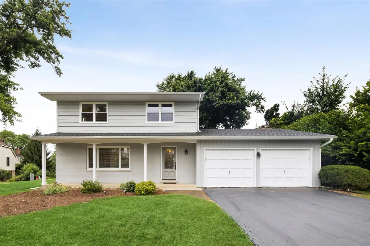 2S380 Golfview Drive, Glen Ellyn, IL 60137 - #1