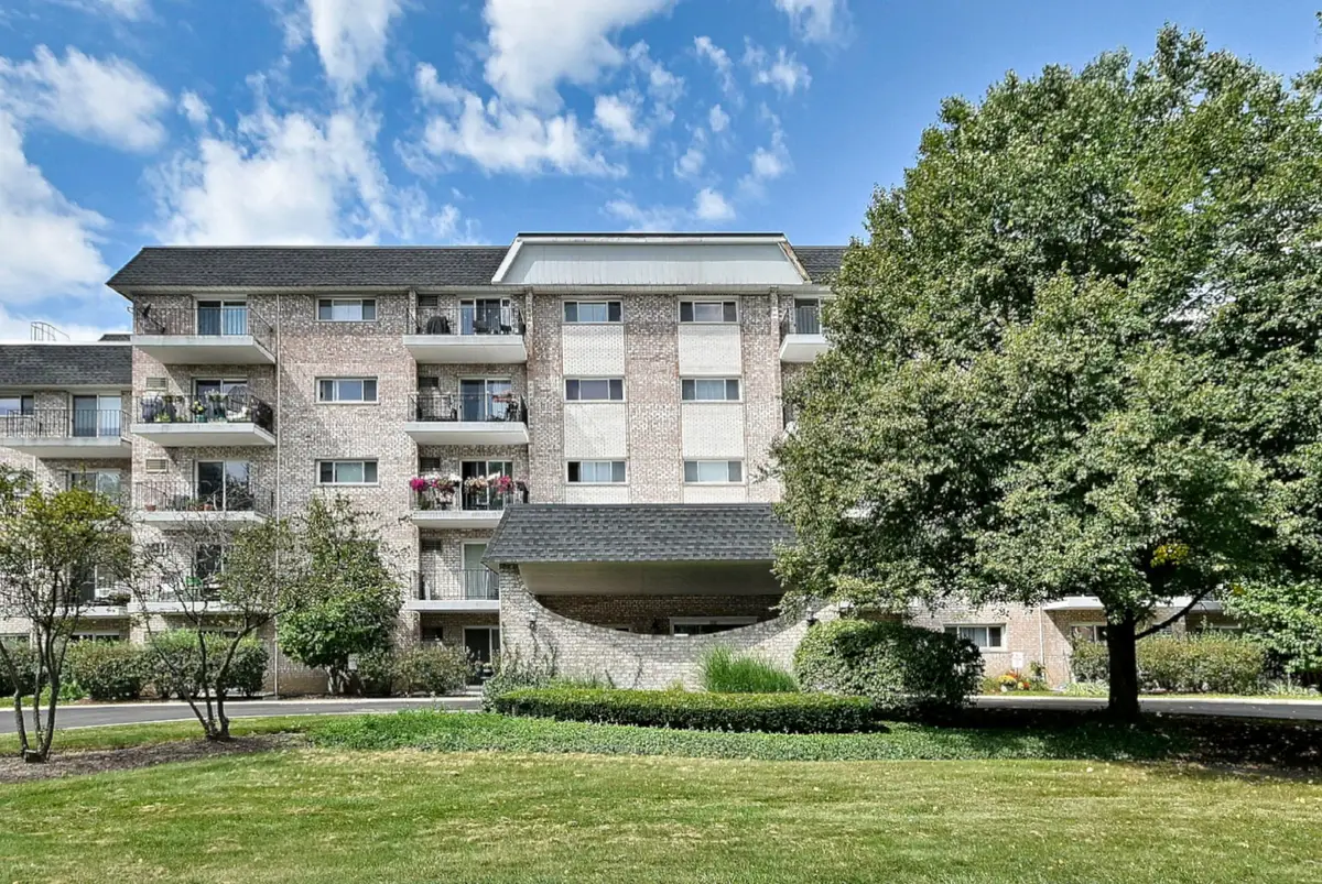1000 S Lorraine Road #212, Wheaton, IL 60189 - #1