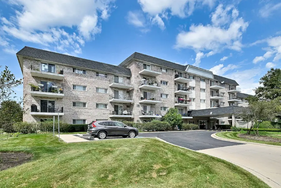 1000 S Lorraine Road #212, Wheaton, IL 60189 - #3