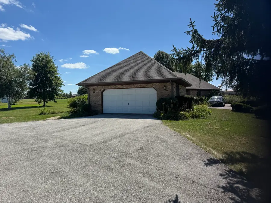 1026 S Schoolhouse Road, New Lenox, IL 60451 - #3