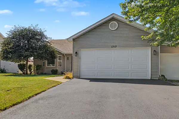 1717 Parkside Drive, Plainfield, IL 60586