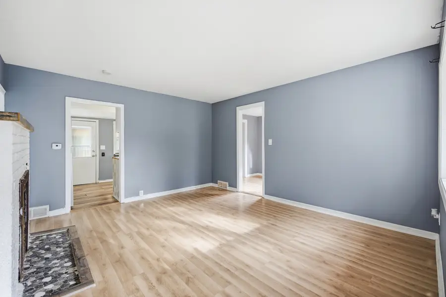 1401 Sherwood Avenue, Elgin, IL 60120 - #3