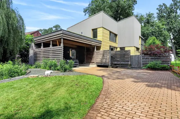 4737 Puffer Road, Downers Grove, IL 60515