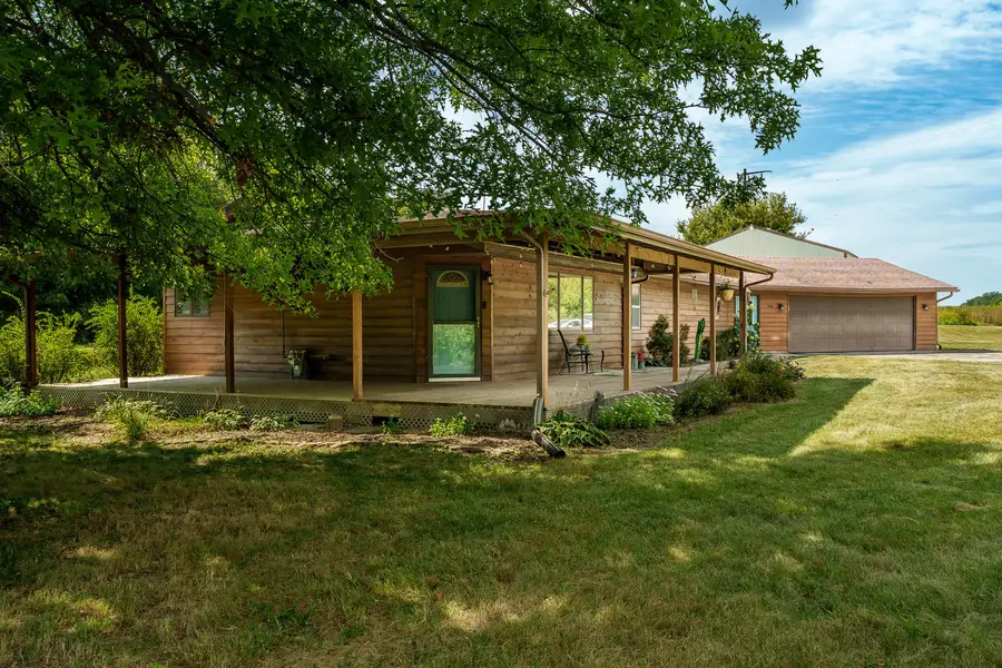 608 N 2nd Street, Holcomb, IL 61043 - #2