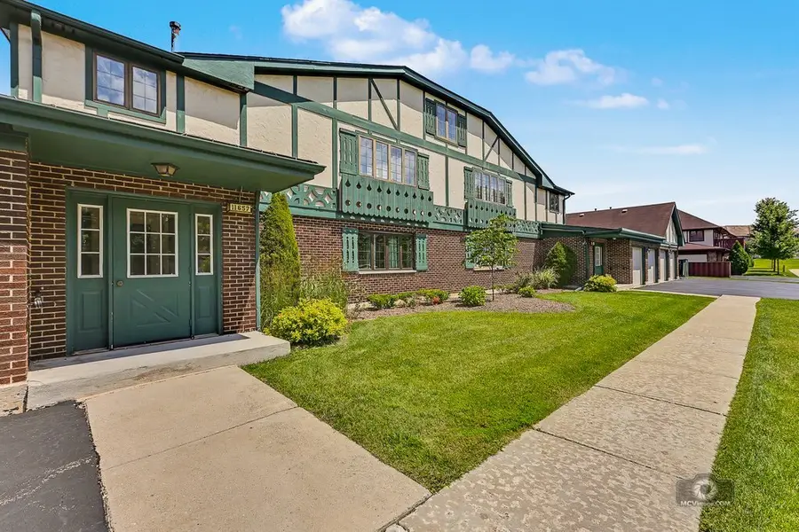 11657 S Matterhorn Circle #102, Palos Park, IL 60464 - #2