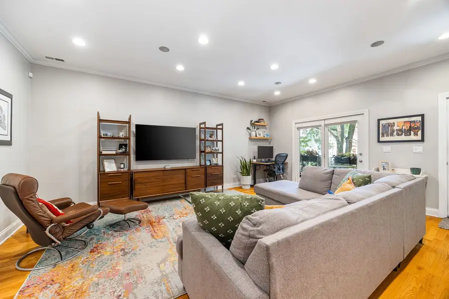 2441 N Fairfield Avenue #1, Chicago, IL 60647 - #2