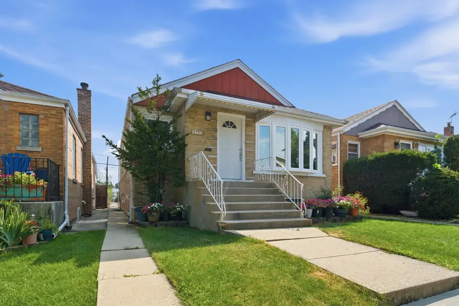 3707 W 70th Place, Chicago, IL 60629 - #3