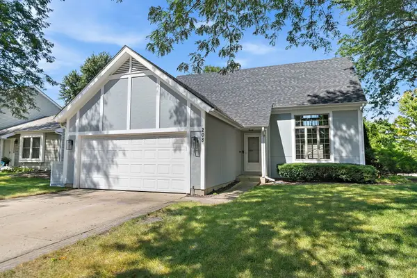 208 Carol Ann Drive, Streamwood, IL 60107