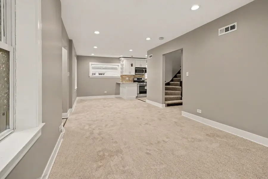 1934 S 6th Avenue, Maywood, IL 60153 - #3