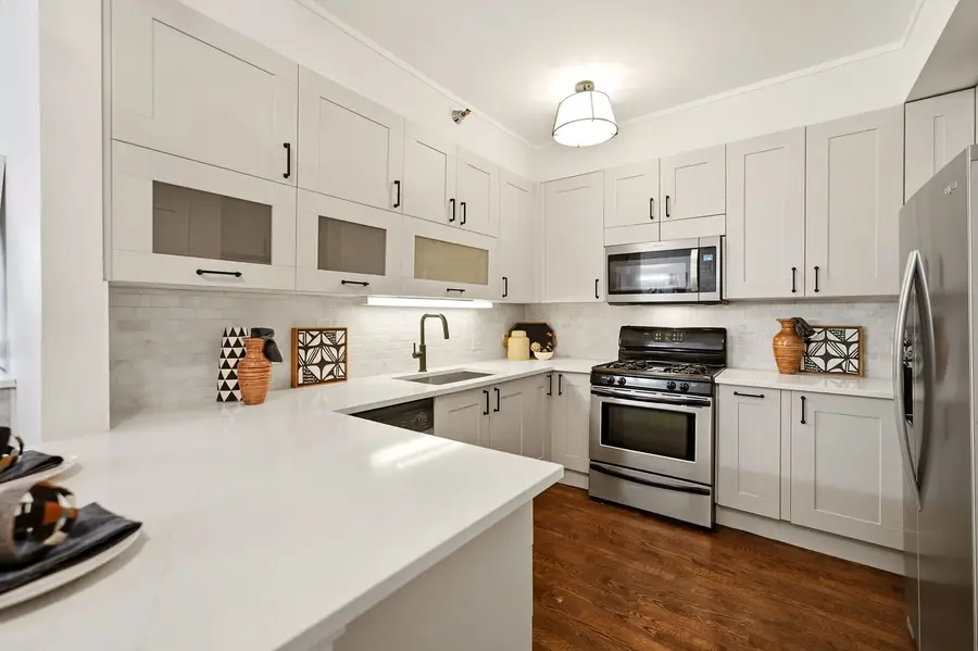 744 N Clark Street #305, Chicago, IL 60654 - #2
