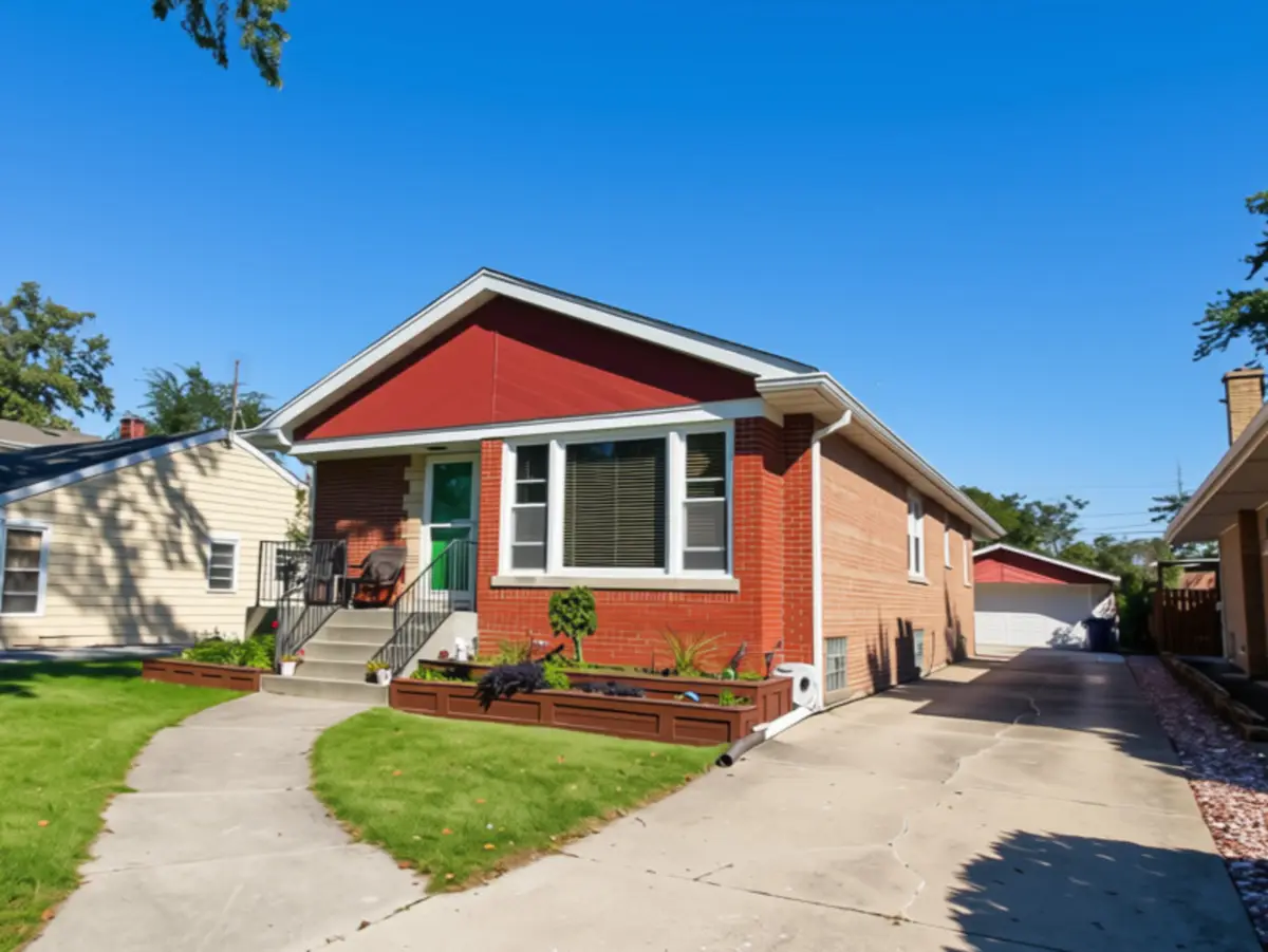 9341 Menard Avenue, Oak Lawn, IL 60453 - #1