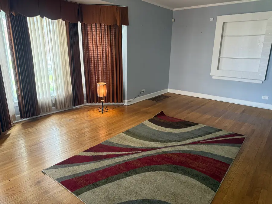 10042 S Luella Avenue, Chicago, IL 60617 - #2