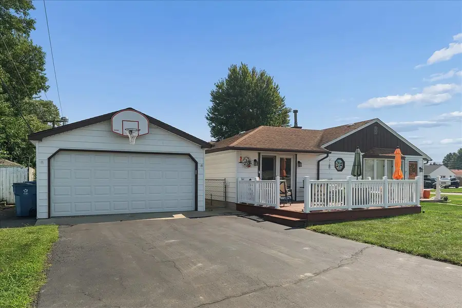 4242 W 90th Place, Hometown, IL 60456 - #2