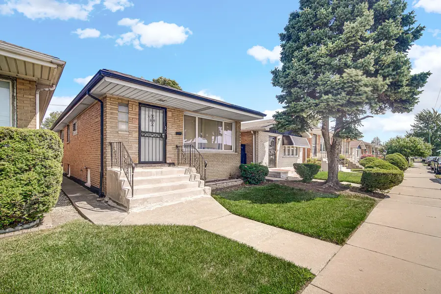 2970 W Columbus Avenue, Chicago, IL 60652 - #3