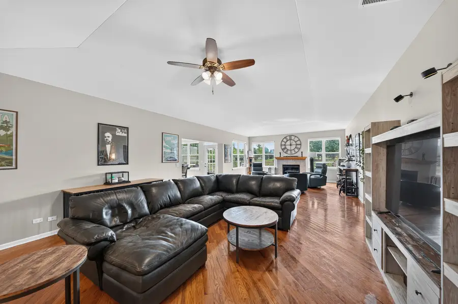 840 Verdi Court, Woodstock, IL 60098 - #2