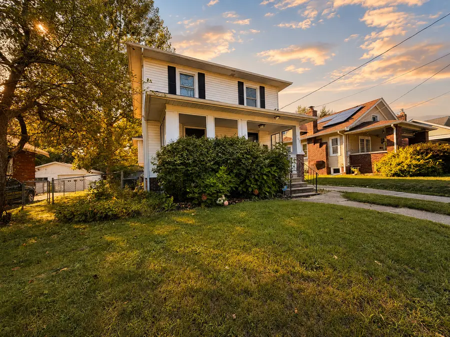 202 Dawson Avenue, Rockford, IL 61107 - #3