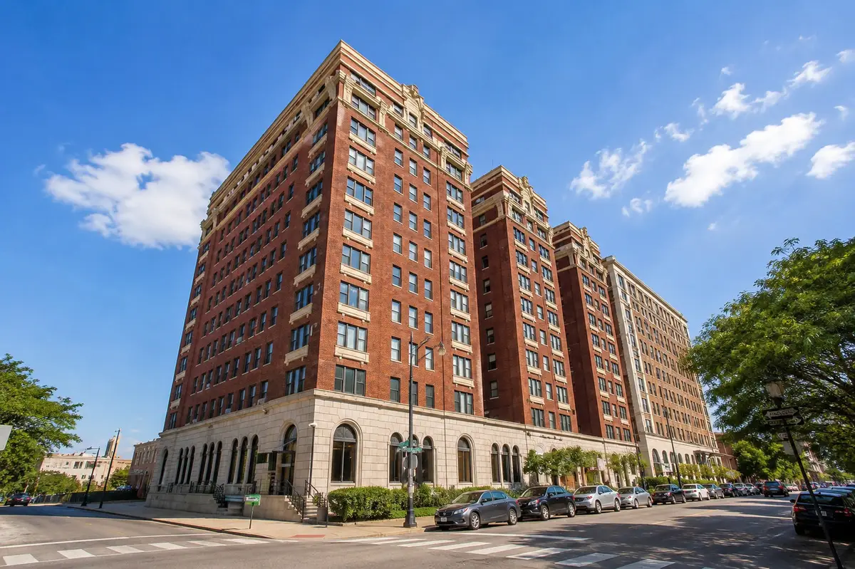 5300 S Shore Drive #810, Chicago, IL 60615 - #1