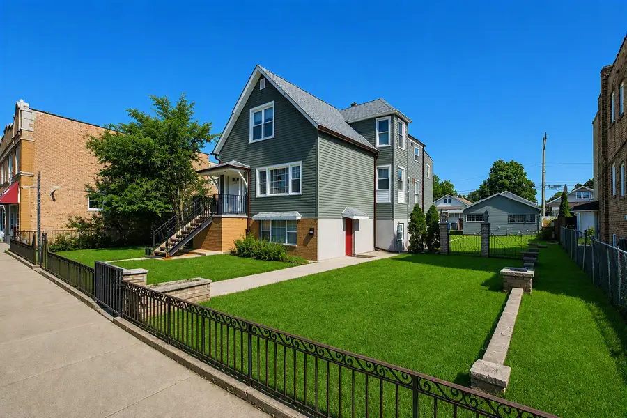 6042 W Addison Street, Chicago, IL 60634 - #2