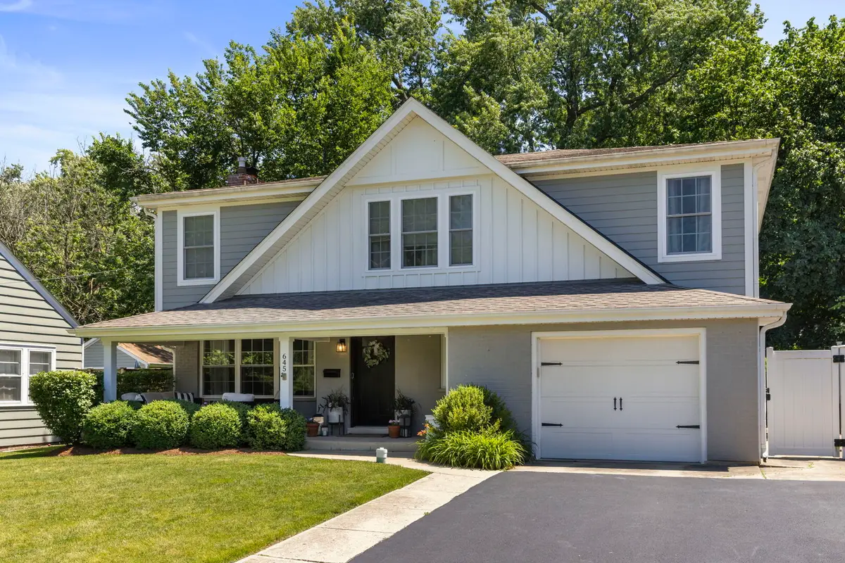 645 Hill Avenue, Glen Ellyn, IL 60137 - #1