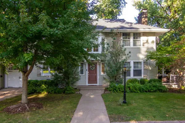 315 Ridgewood Avenue, Davenport, IA 52803
