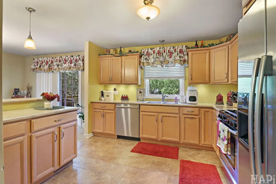 4902 Pyndale Drive, McHenry, IL 60050 - #3