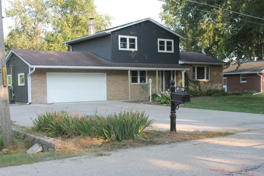 108 Circle Drive, Cambridge, IL 61238 - #2