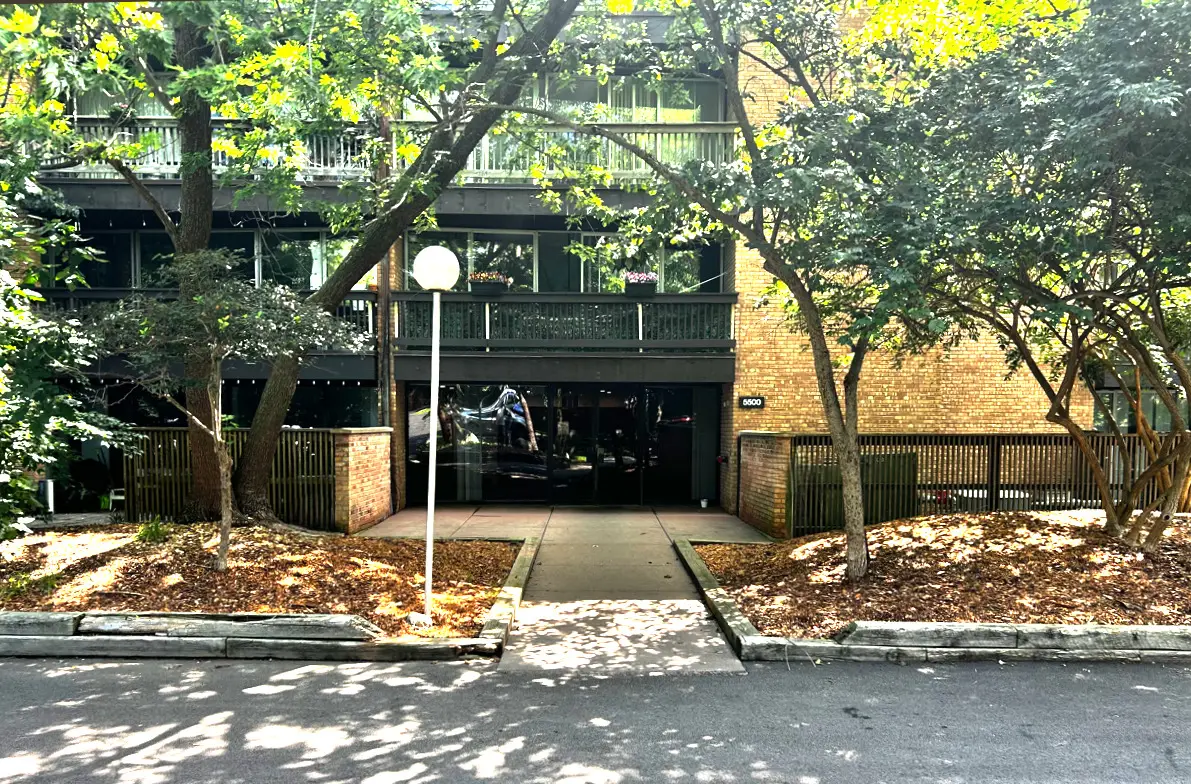 5500 Hillcrest Lane #4L, Lisle, IL 60532 - #1