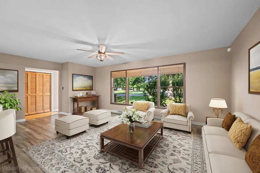 6231 Linden Lane, La Grange Highlands, IL 60525 - #2
