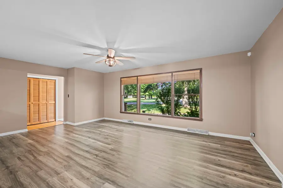 6231 Linden Lane, La Grange Highlands, IL 60525 - #3