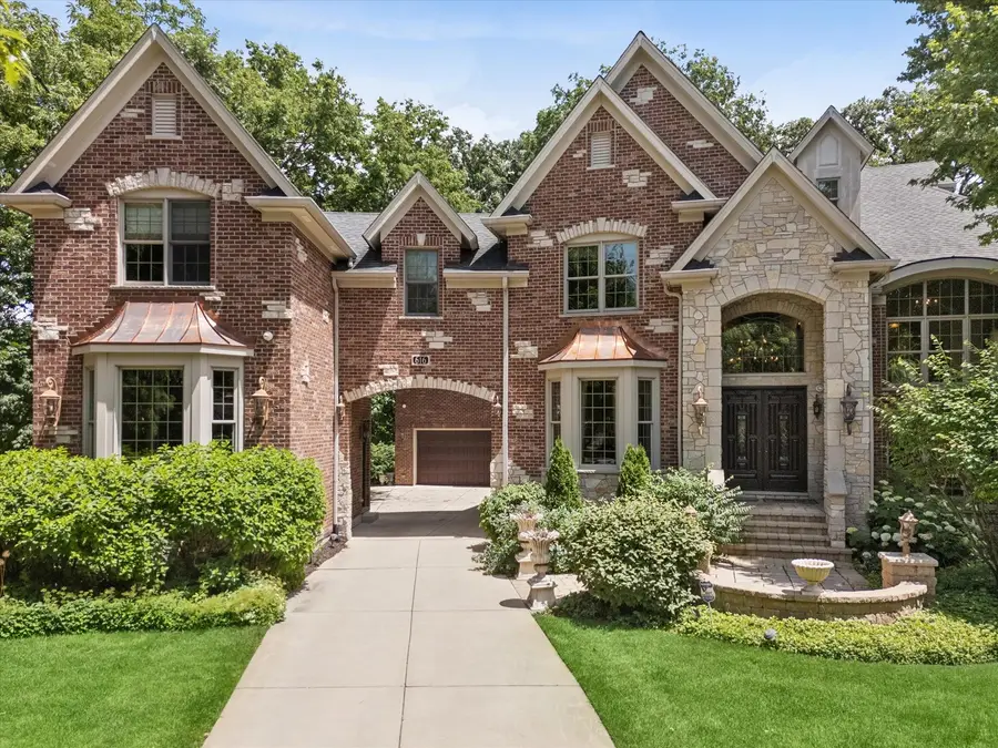 616 Driftwood Court, Naperville, IL 60540 - #2