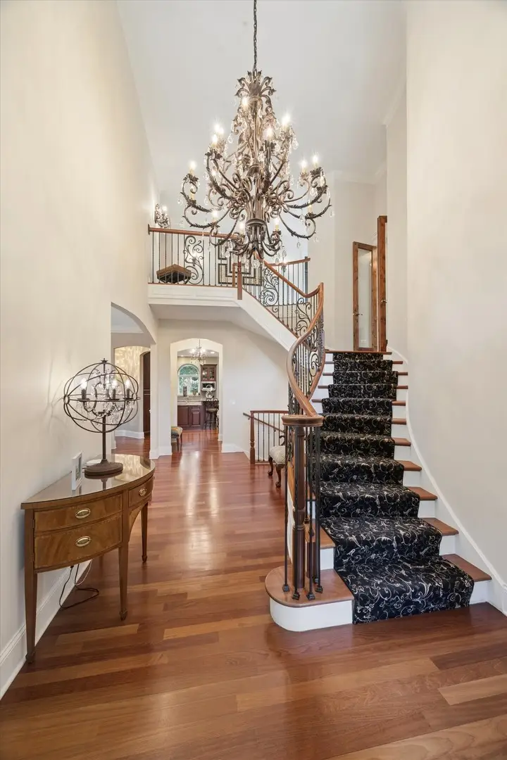 616 Driftwood Court, Naperville, IL 60540 - #3