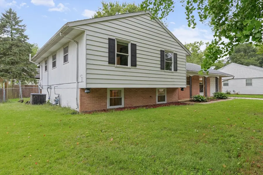 905 Stratford Drive, Champaign, IL 61821 - #3
