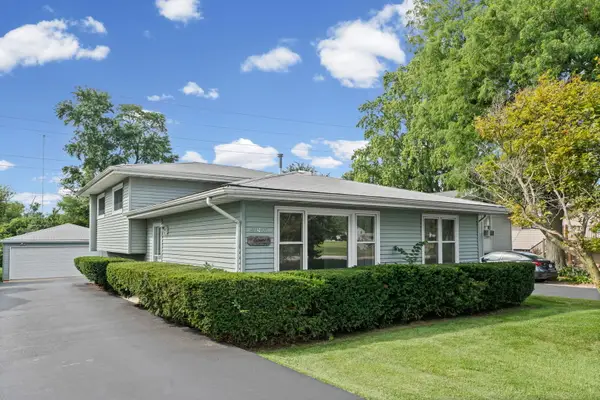 22W313 1 St Street, Glen Ellyn, IL 60137