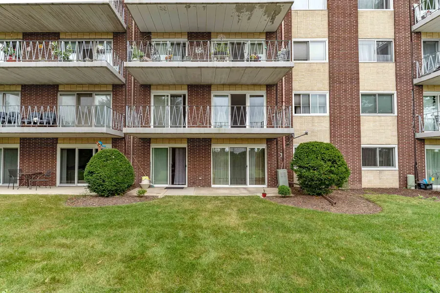 2900 Maple Avenue #18A, Downers Grove, IL 60515 - #2