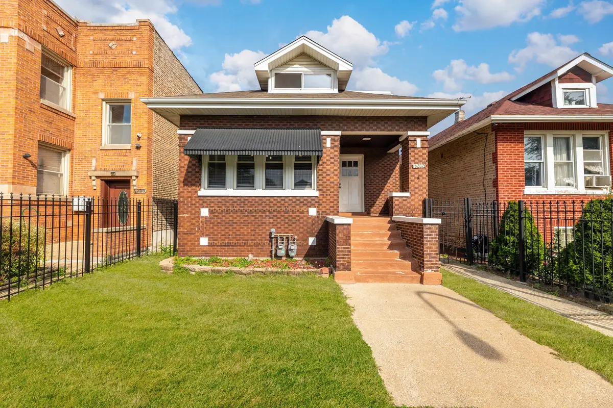 6207 S California Avenue, Chicago, IL 60629 - #1