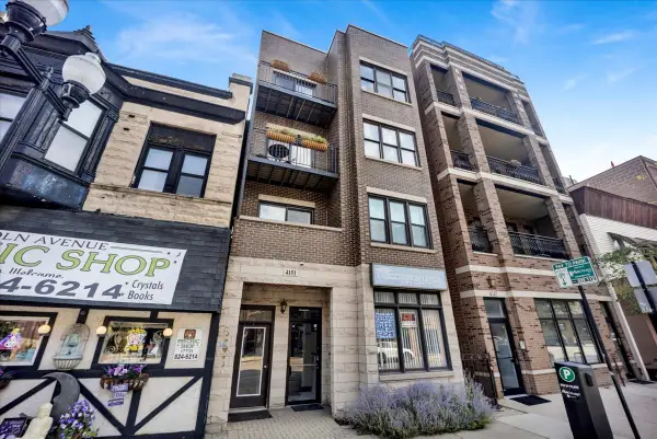 4151 N Lincoln Avenue #2, Chicago, IL 60618
