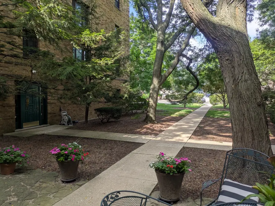 1535 Monroe Avenue #2, River Forest, IL 60305 - #3
