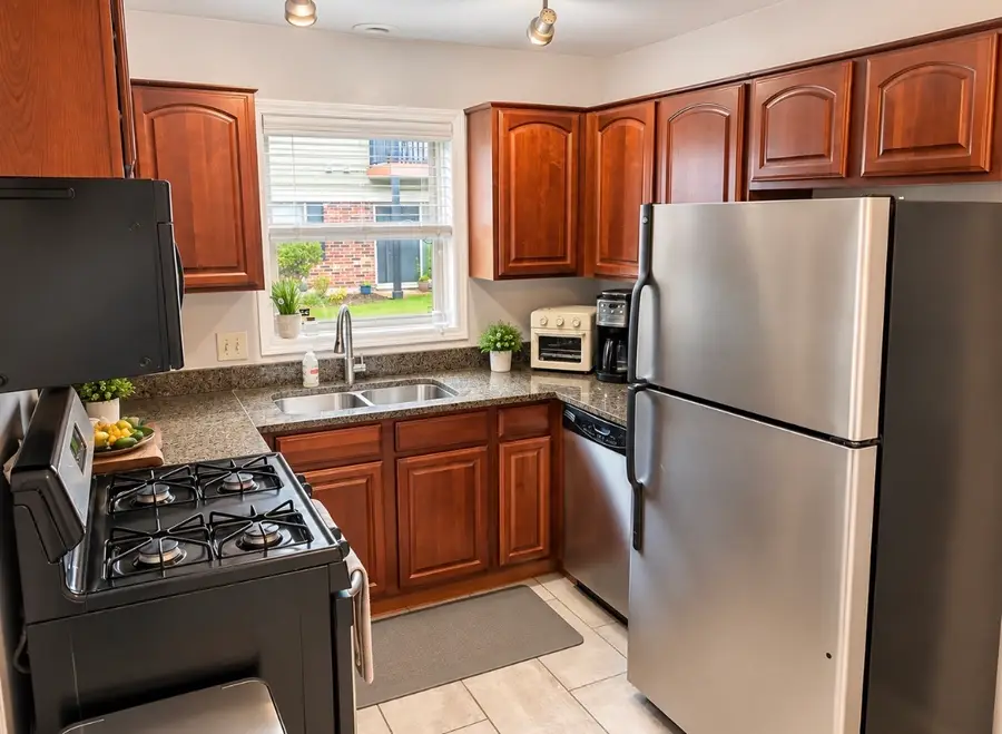 1517 Raymond Drive #103, Naperville, IL 60563 - #3