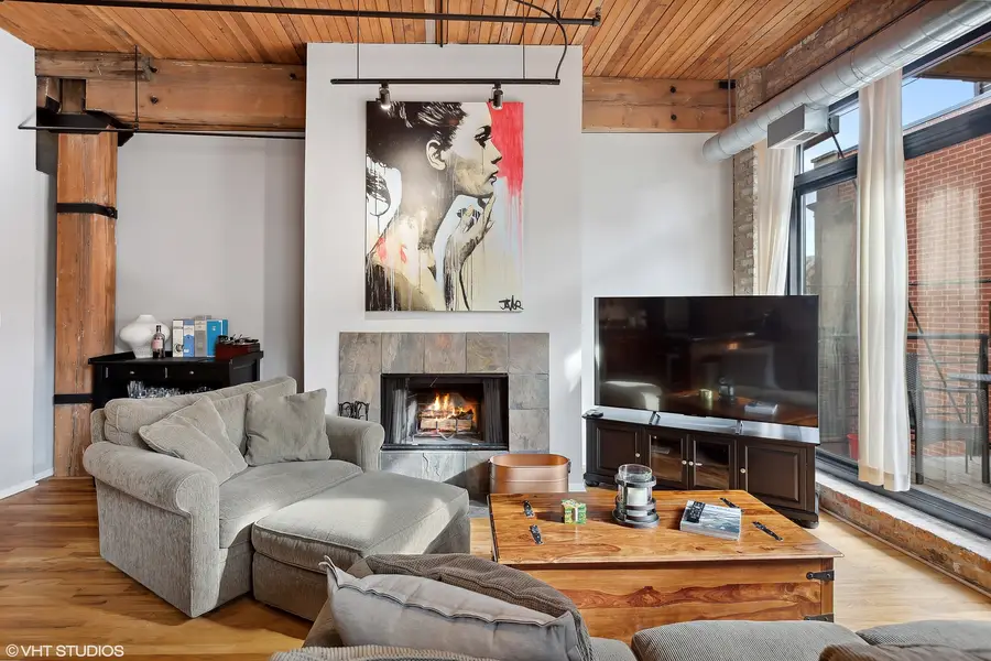 1670 N Claremont Avenue #205, Chicago, IL 60647 - #3