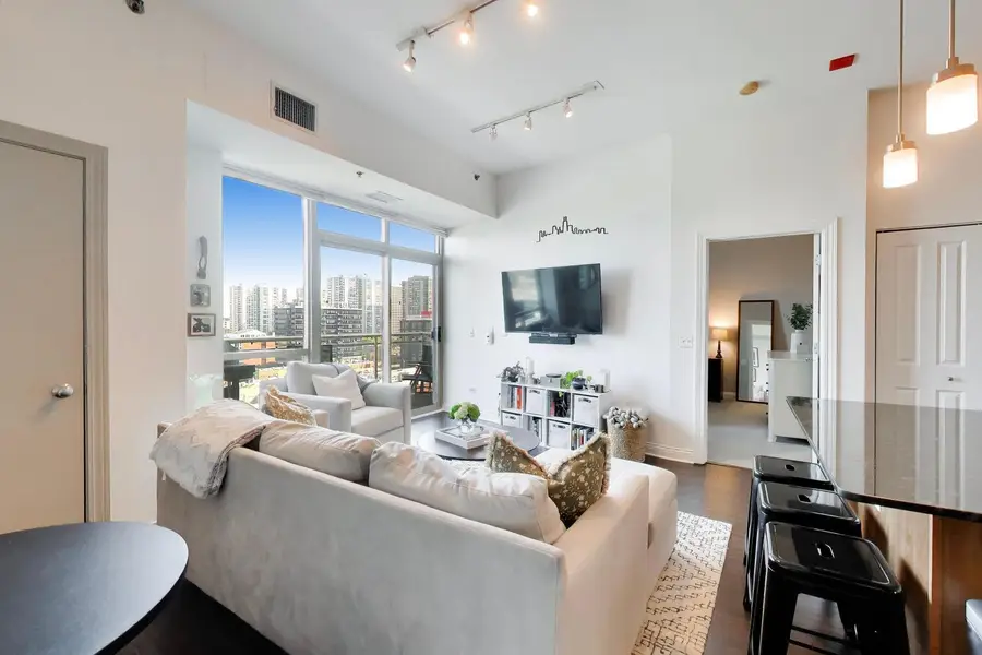 230 W Division Street #1107, Chicago, IL 60610 - #3