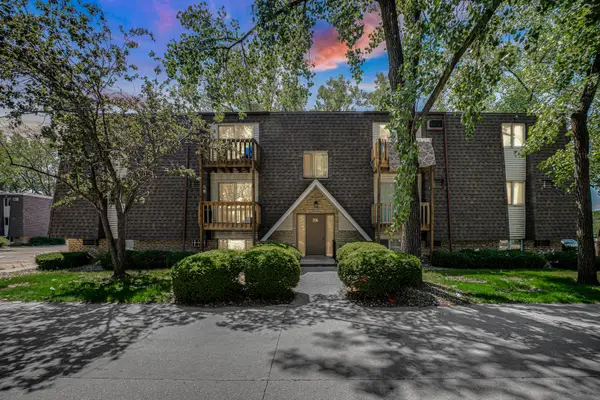 214 Madison Street #2B, Joliet, IL 60435
