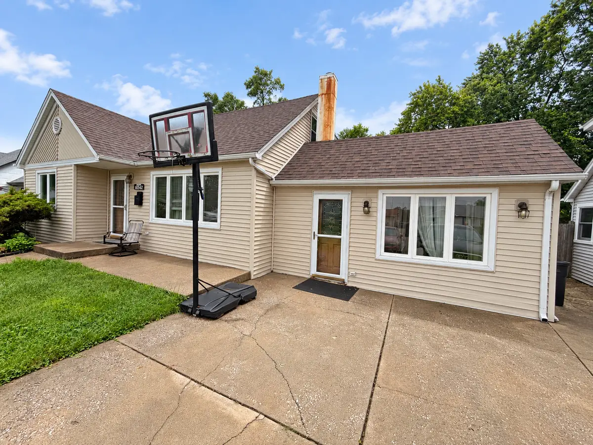 10542 Oak Park Avenue, Chicago Ridge, IL 60415 - #1